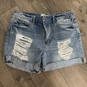 Distressed Denim Women Shorts!